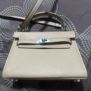 Elegant Beige Handbag